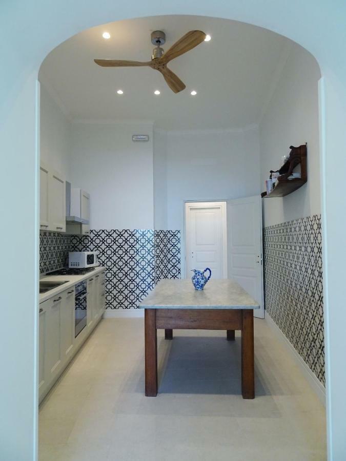 Maison Ro' Meta Luaran gambar